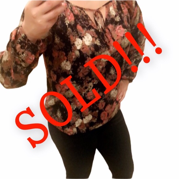SOLD!!! Forever 21 floral size S - Picture 1 of 2